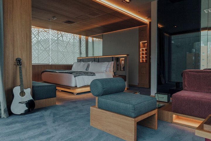 Room 26 of 58