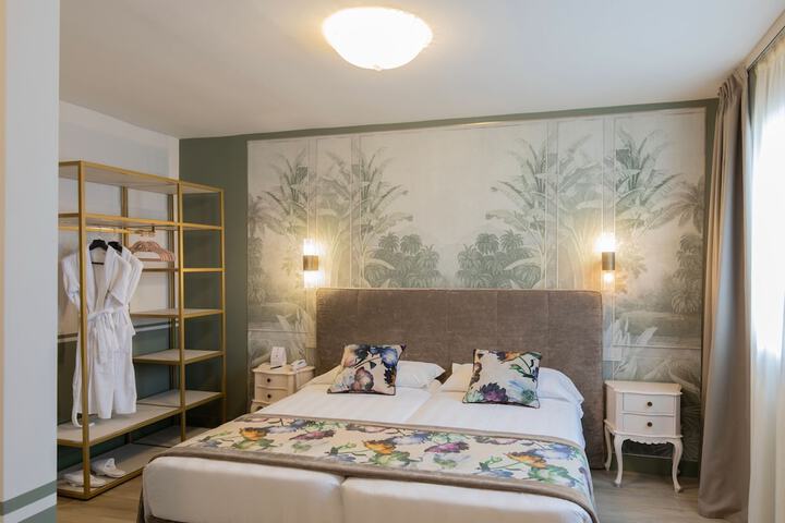 Room 45 of 80
