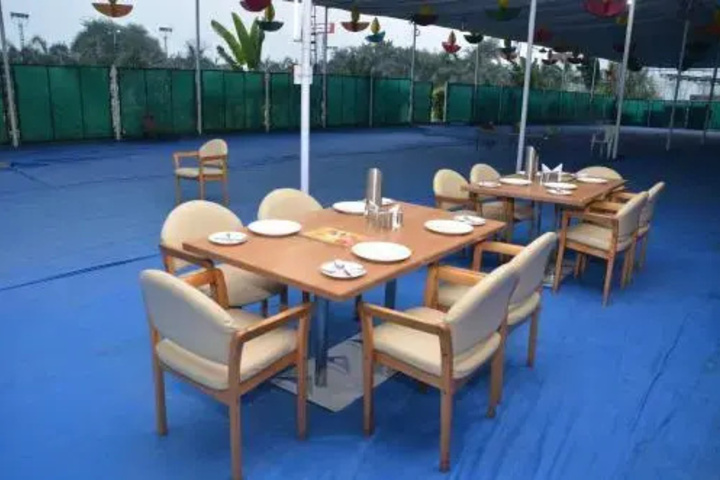 Dining 9 of 9