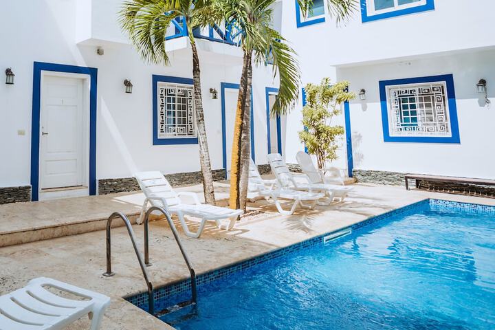 Pool 8 of 13