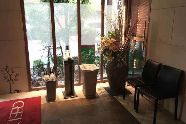 Hotel 3 of 35
