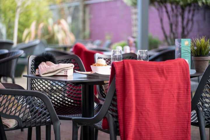 Dining Photos