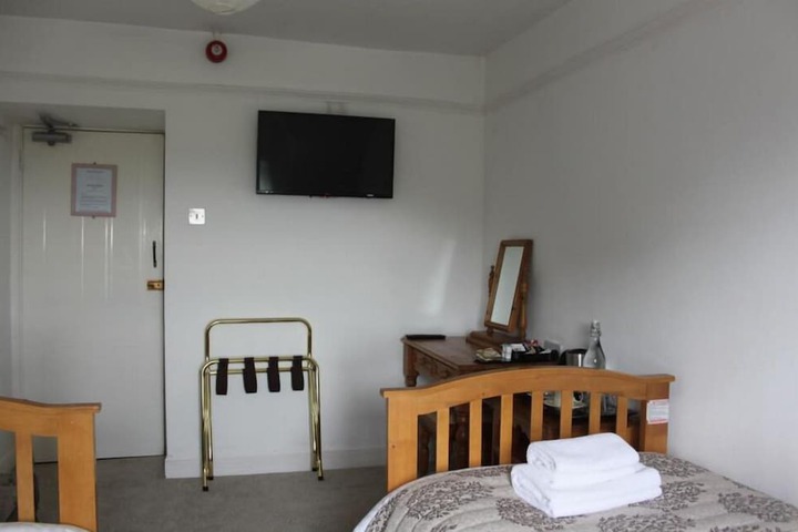 Room 21 of 50