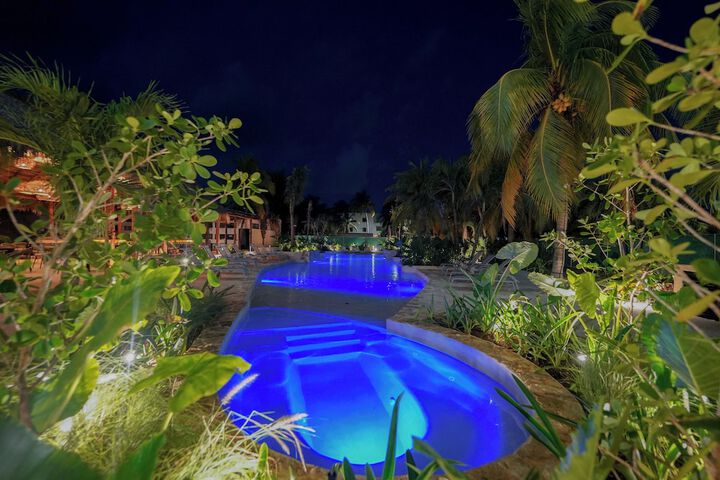 Pools & Facilities