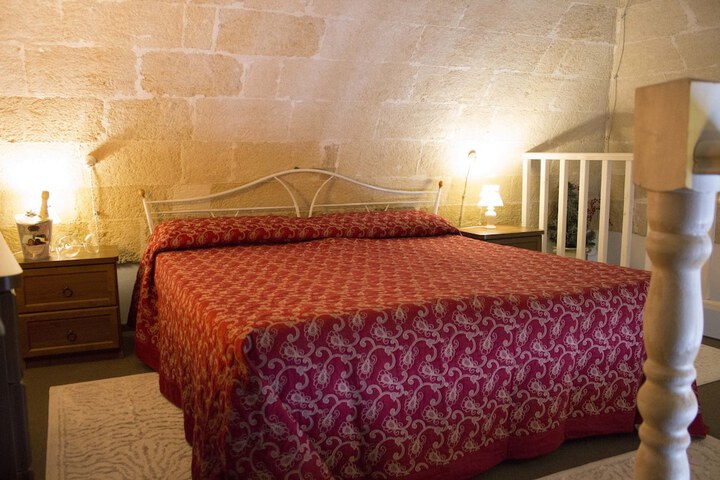 Room 3 of 21