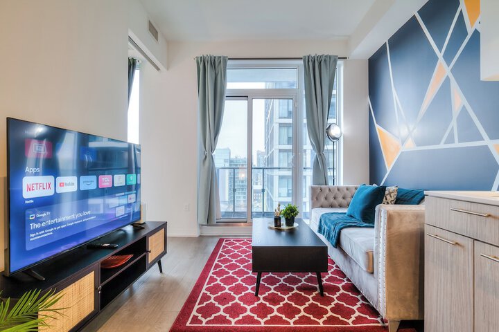 Room 2 of 6