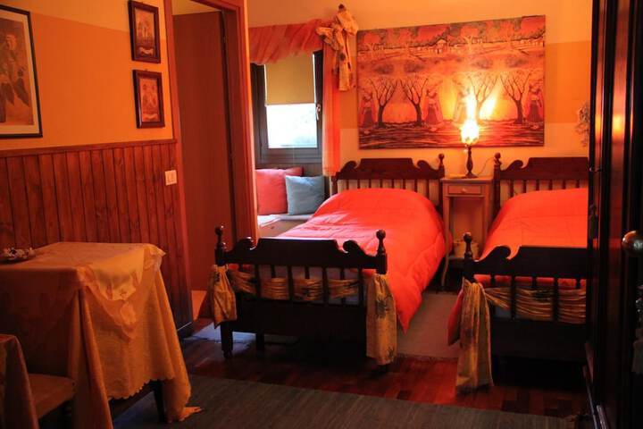 Room 8 of 29