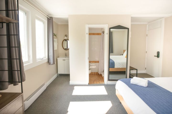 Room 10 of 140