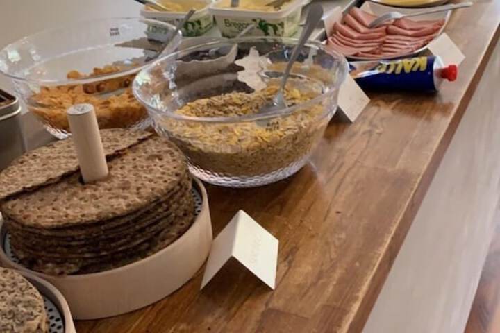 Breakfast buffet