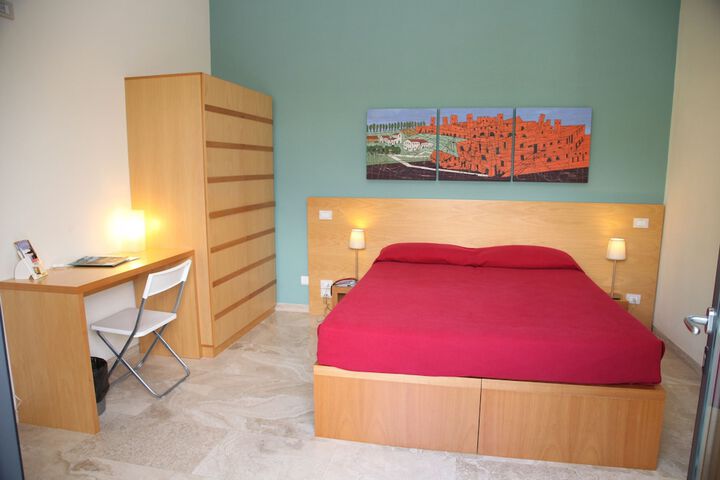 Room 2 of 58