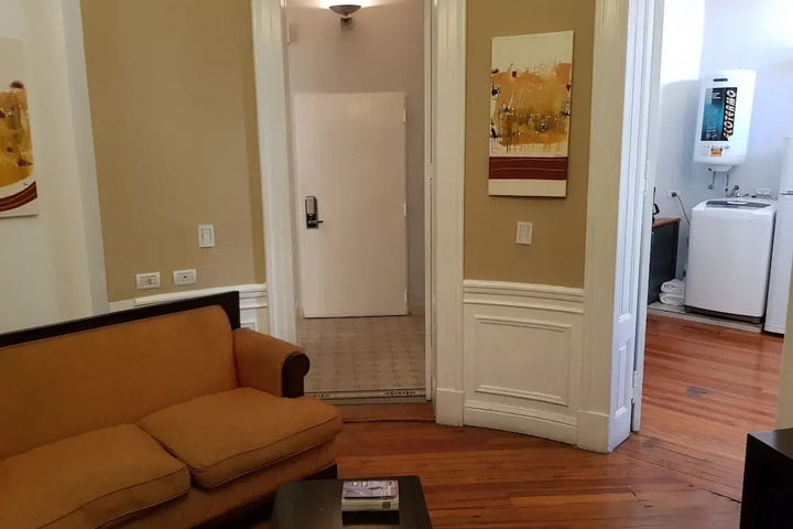 Room 11 of 22