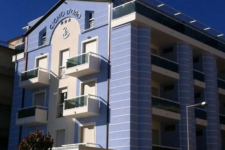 Hotel 22 of 29