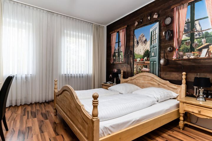 Room 19 of 50