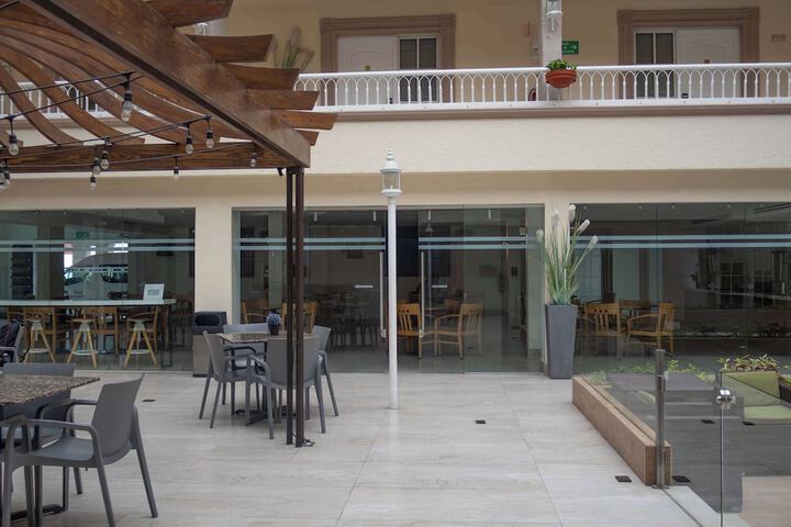 Hotel Interior 6 of 102