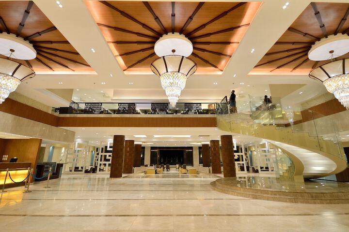 Hotel Interior 6 of 99