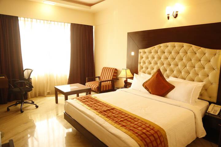 Room 15 of 117