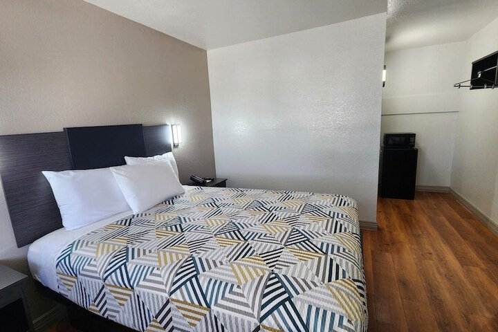 Room 54 of 125