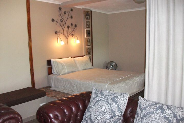 Room 42 of 76
