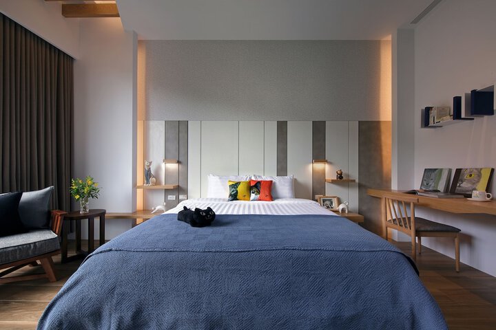 Room 27 of 53