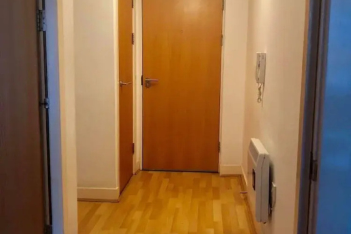 Room 10 of 15