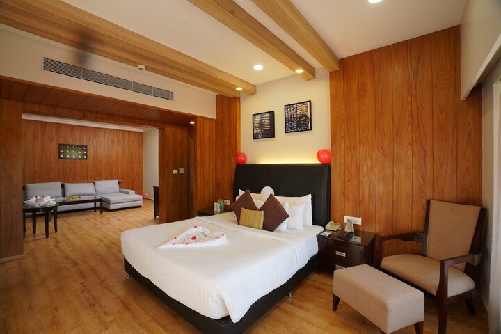 Room 6 of 64