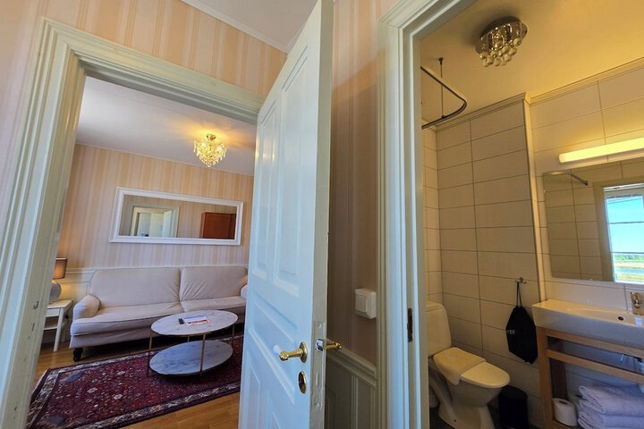 Room 149 of 334
