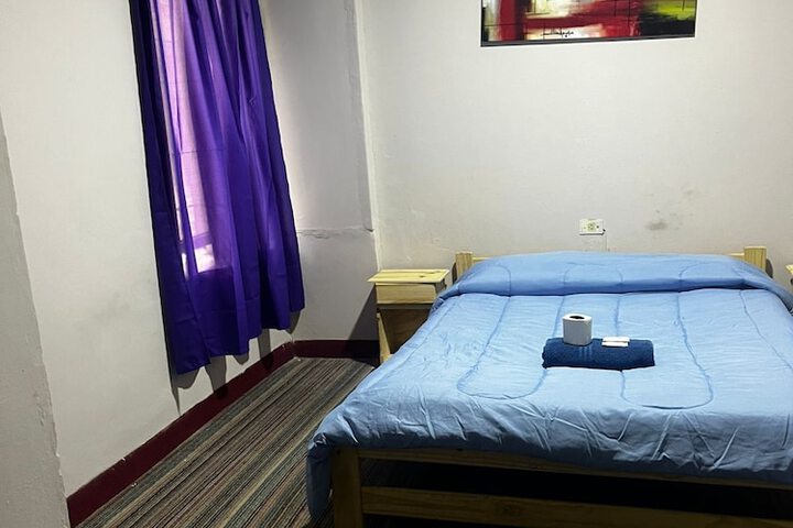 Room 6 of 14