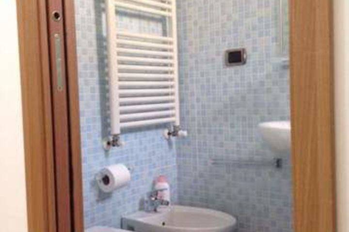 Room 7 of 52