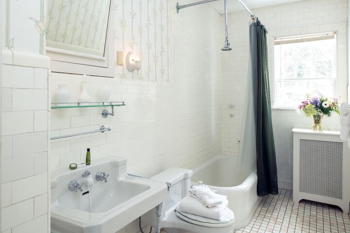 Bathroom Interior Photo