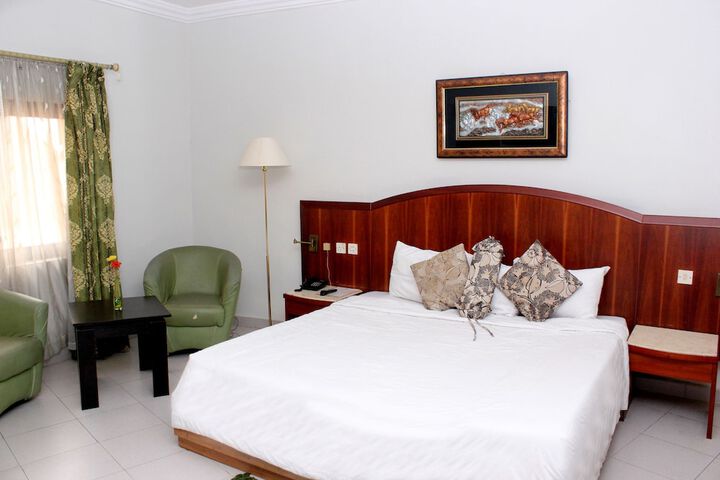 Room 17 of 20