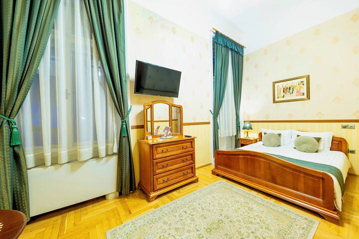 Room 39 of 83