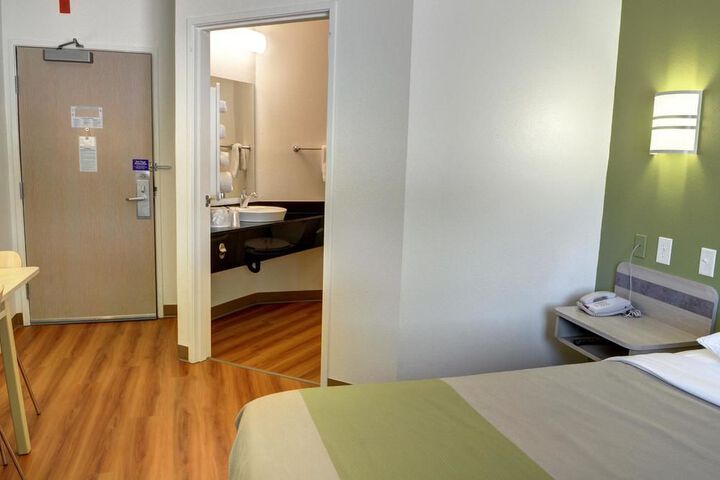 Room 3 of 29
