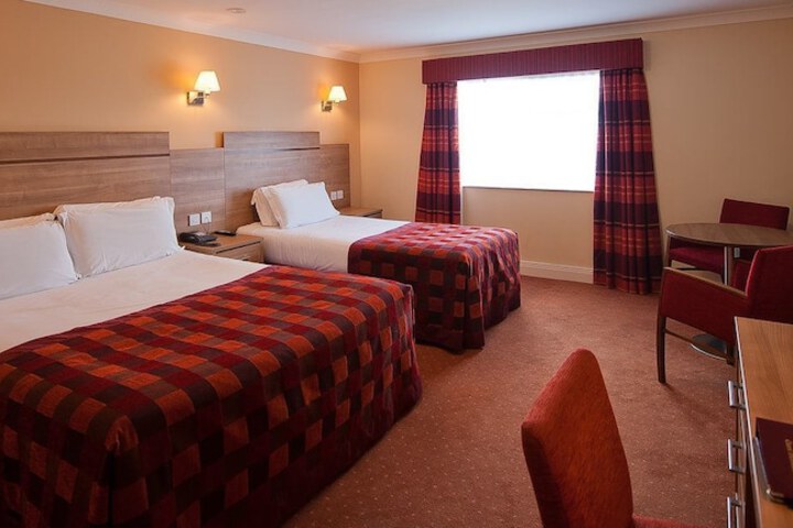 Room 5 of 72