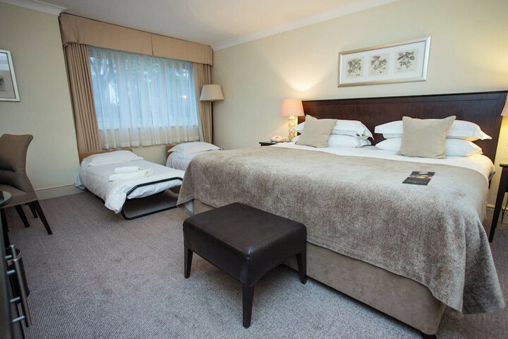 Room 5 of 48
