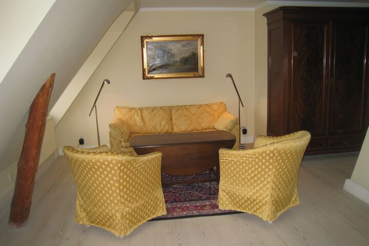 Room 22 of 80