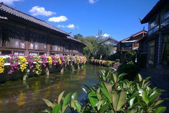 Lijiang Sina Hotel