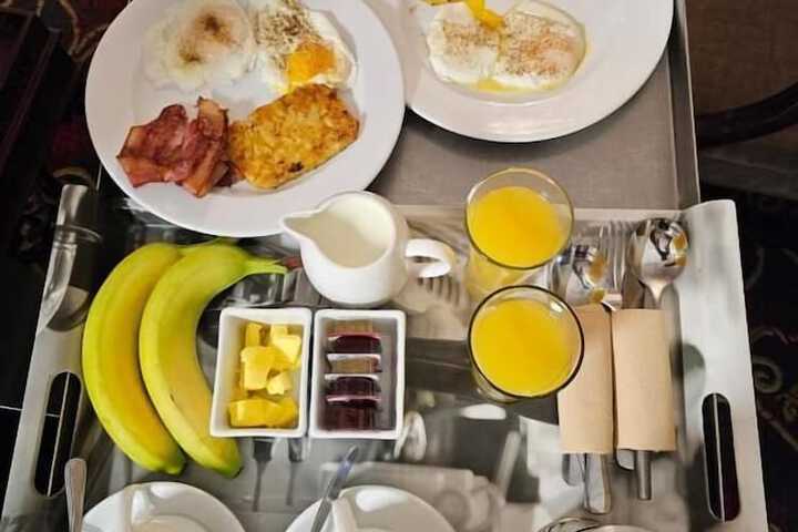 Breakfast/Coffee Service 79 of 104