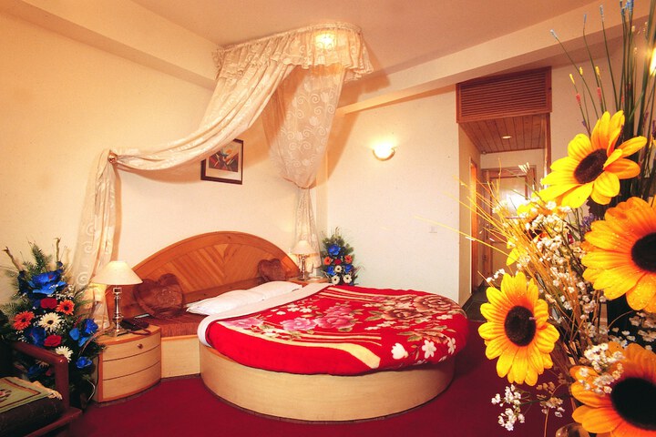 Room 13 of 54