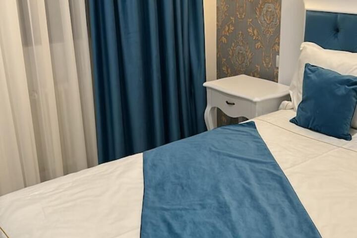 Room 32 of 108