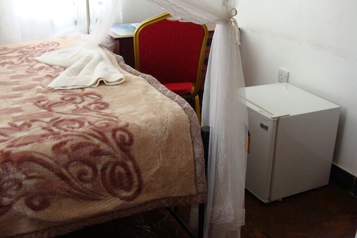 Room 5 of 30