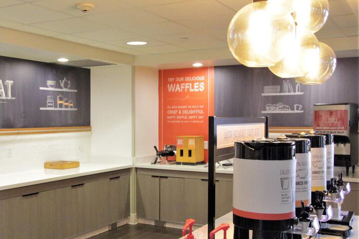 Breakfast area