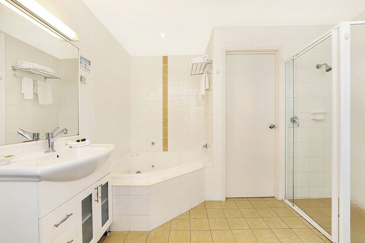 Room 8 of 52