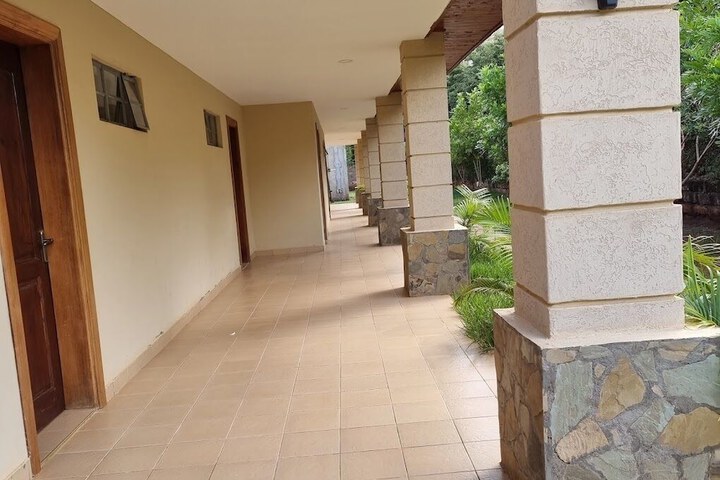 Hotel 67 of 76