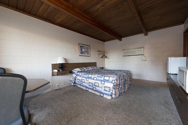 Cedar Inn in McCook, NE