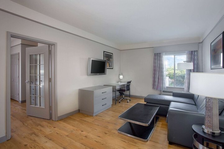 Room 15 of 29