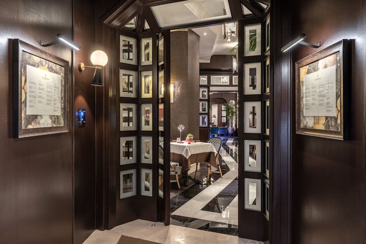 Hotel 77 of 78