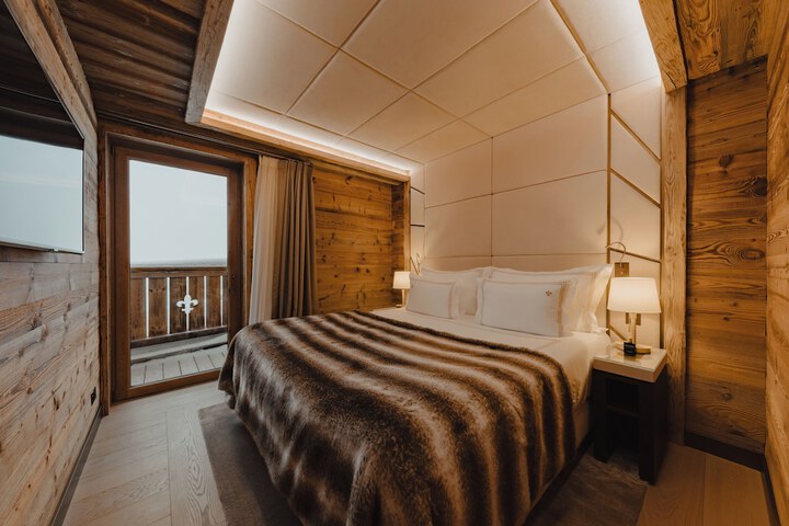 Room 8 of 67