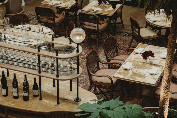 Dining 66 of 97