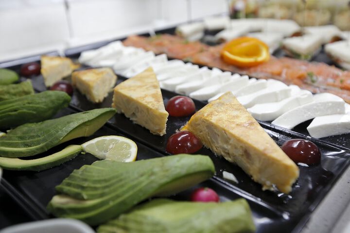 Breakfast buffet