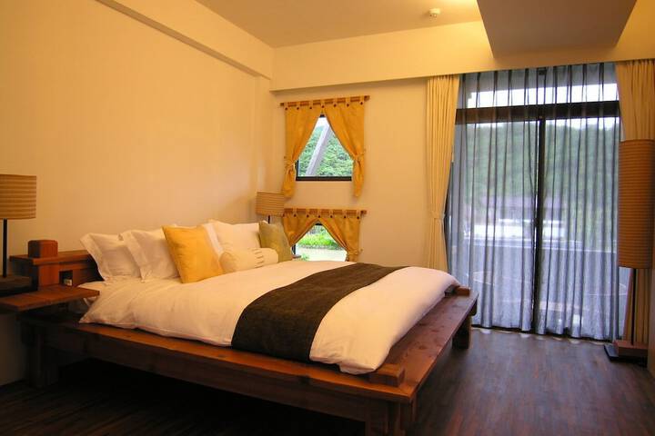 Room 7 of 36